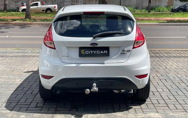 imagem-https://www.socarrao.com.br/sc-vehicle-images-prod/2990384/1791407132697-8328774_18_B_cac3588ea9.jpeg