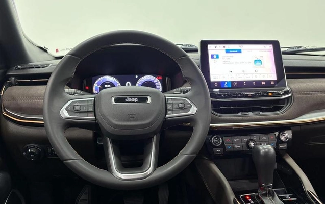 imagem-https://www.socarrao.com.br/sc-vehicle-images-prod/2990424/1789214878136-8251120_5_B_3fd832ecd9.jpeg