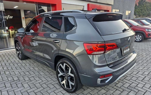 imagem-https://www.socarrao.com.br/sc-vehicle-images-prod/2990447/1786814300210-8338894_18_B_502430a69e.jpeg