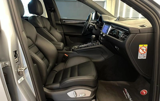 imagem-https://www.socarrao.com.br/sc-vehicle-images-prod/2990463/1788898554668-8339060_17_B_4ba8819e42.jpeg