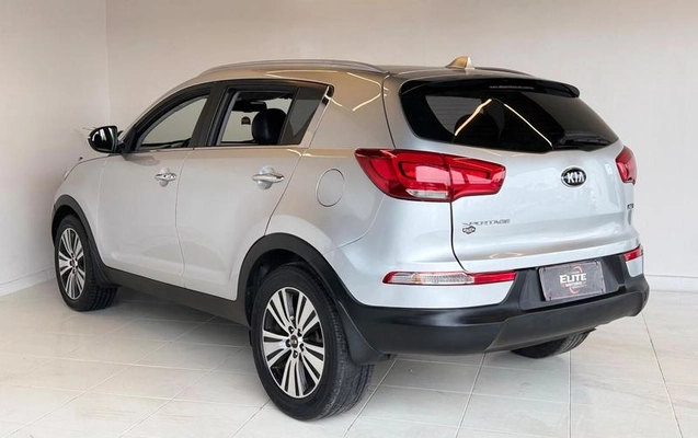 imagem-https://www.socarrao.com.br/sc-vehicle-images-prod/2990570/1785936458097-7636962_5_B_45e60fa795.jpeg