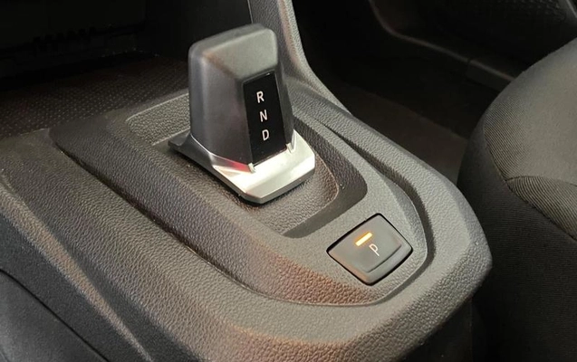 imagem-https://www.socarrao.com.br/sc-vehicle-images-prod/2990571/1789563931800-8337034_16_B_5497e2b78d.jpeg