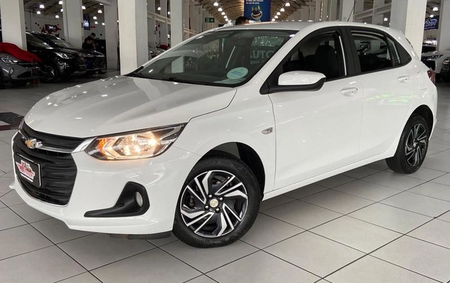 imagem-https://www.socarrao.com.br/sc-vehicle-images-prod/2990582/1789391243057-8330432_19_B_16f60df921.jpeg