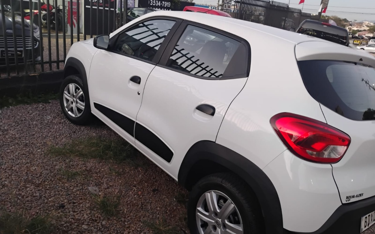 imagem-https://www.socarrao.com.br/sc-vehicle-images-prod/2990591/1785592827646-V2hhdHNBcHAgSW1hZ2UgMjAyNi0wNC0yMiBhdCAxOC4yMS41MyAoMikuanBlZw.jpeg