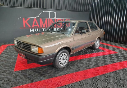 Volkswagen Voyage GL/ Special 1.6/ 1.8 1987 Marrom — foto 1 de 3
