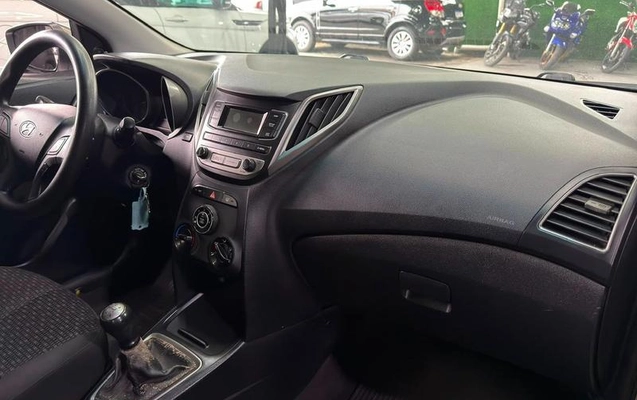 imagem-https://www.socarrao.com.br/sc-vehicle-images-prod/2990610/1786386362823-8021696_6_B_5020e814c3.jpeg