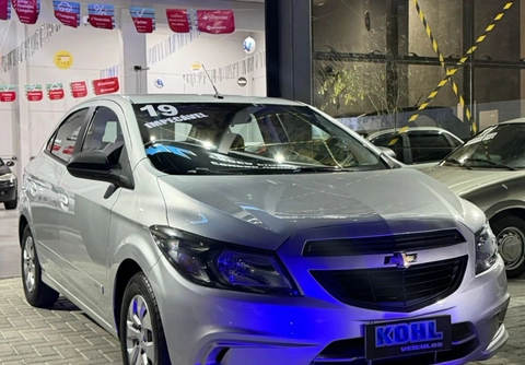 Chevrolet Onix 2019 Prata — foto 1 de 3