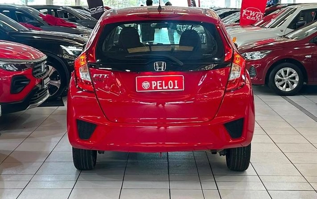 imagem-https://www.socarrao.com.br/sc-vehicle-images-prod/2990624/1785789898930-8339547_15_B_f4af4a4163.jpeg
