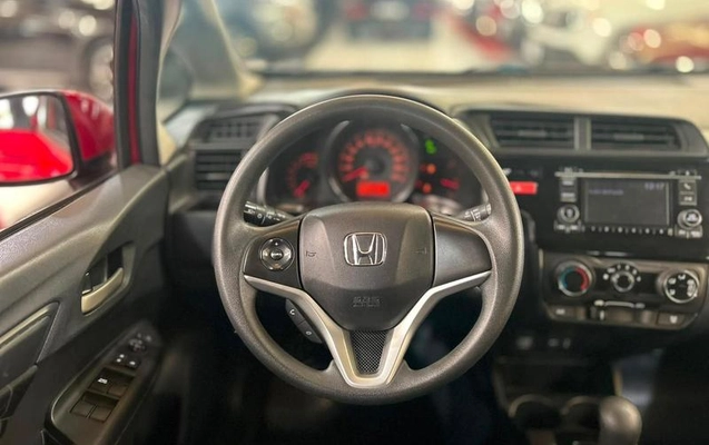imagem-https://www.socarrao.com.br/sc-vehicle-images-prod/2990624/1785789898930-8339547_6_B_af0c3c88b9.jpeg