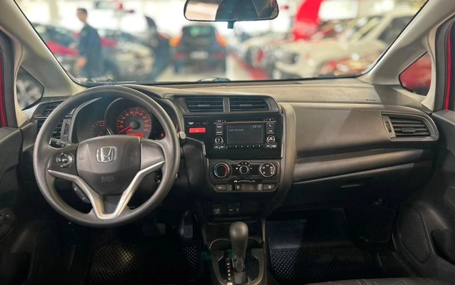 imagem-https://www.socarrao.com.br/sc-vehicle-images-prod/2990624/1785789898930-8339547_7_B_0eeff4bd9e.jpeg