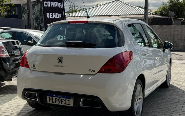 imagem-https://www.socarrao.com.br/sc-vehicle-images-prod/2990627/1785593652121-V2hhdHNBcHAgSW1hZ2UgMjAyNi0wNC0xMCBhdCAxNS4wOS4xMi5qcGVn.jpeg