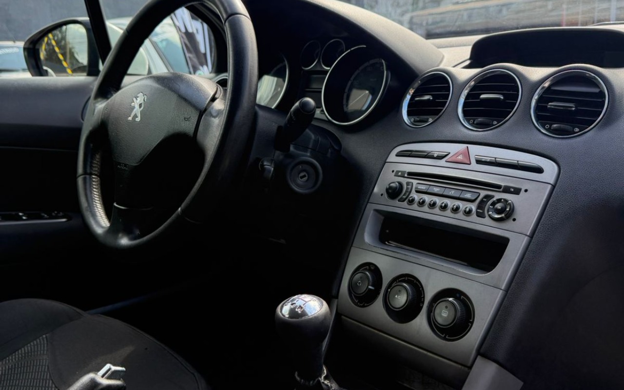 imagem-https://www.socarrao.com.br/sc-vehicle-images-prod/2990627/1785593652611-V2hhdHNBcHAgSW1hZ2UgMjAyNi0wNC0xMCBhdCAxNS4wOS4xNS5qcGVn.jpeg