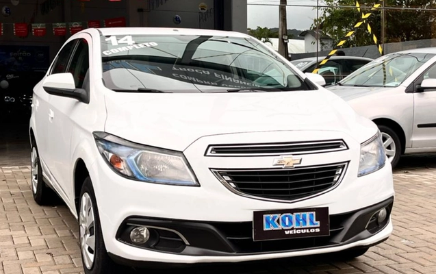 imagem-https://www.socarrao.com.br/sc-vehicle-images-prod/2990649/1785594342908-V2hhdHNBcHAgSW1hZ2UgMjAyNi0wNC0wNiBhdCAxNy4zMi4wMC5qcGVn.jpeg