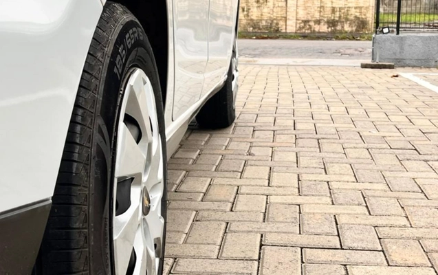 imagem-https://www.socarrao.com.br/sc-vehicle-images-prod/2990649/1785594343369-V2hhdHNBcHAgSW1hZ2UgMjAyNi0wNC0wNiBhdCAxNy4zMi4wMiAoMSkuanBlZw.jpeg