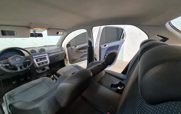 imagem-https://www.socarrao.com.br/sc-vehicle-images-prod/2990667/1785594900217-OC5qcGc.jpg