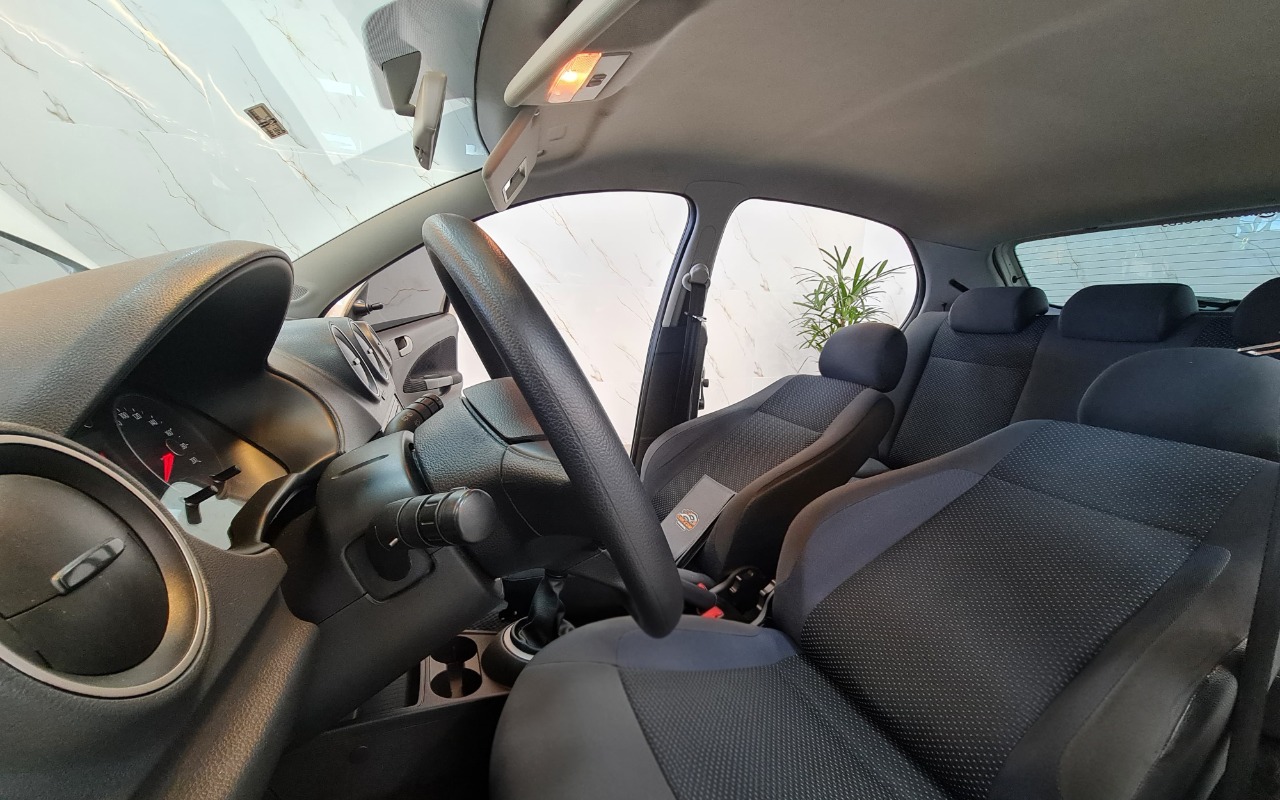 imagem-https://www.socarrao.com.br/sc-vehicle-images-prod/2990667/1785594900430-MTAuanBn.jpg