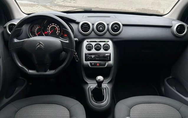 imagem-https://www.socarrao.com.br/sc-vehicle-images-prod/2990681/1789504991254-003_808ff3b215803f912b6b0022d6016e35.jpeg