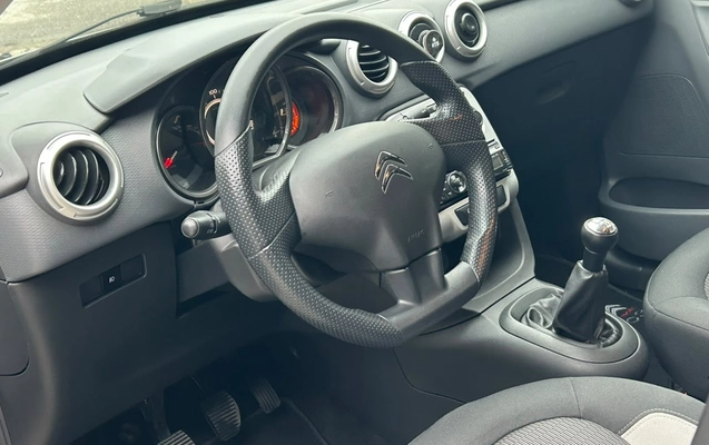 imagem-https://www.socarrao.com.br/sc-vehicle-images-prod/2990681/1789504991255-003_81cd6a7c0ff38d259bfc26ffd54489ef.jpeg