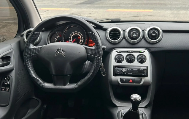 imagem-https://www.socarrao.com.br/sc-vehicle-images-prod/2990681/1789504991256-003_3f078a2bdcff76c1965902aa6789701b.jpeg