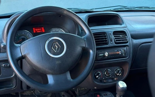 imagem-https://www.socarrao.com.br/sc-vehicle-images-prod/2990711/1786452528139-8278646_7_B_6f992906ec.jpeg