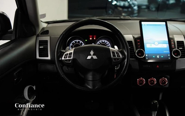 imagem-https://www.socarrao.com.br/sc-vehicle-images-prod/2990803/1789051932290-8317865_6_B_a117b368ad.jpeg