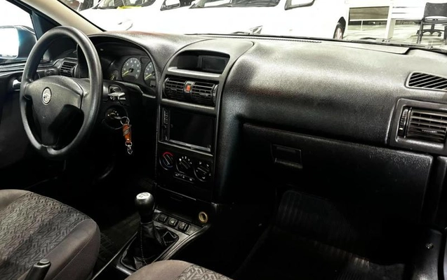 imagem-https://www.socarrao.com.br/sc-vehicle-images-prod/2990818/1785597760464-8339989_1_B_70fa9c52ac.jpeg