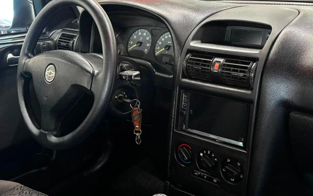 imagem-https://www.socarrao.com.br/sc-vehicle-images-prod/2990818/1785597760466-8339989_5_B_29233f3cbd.jpeg