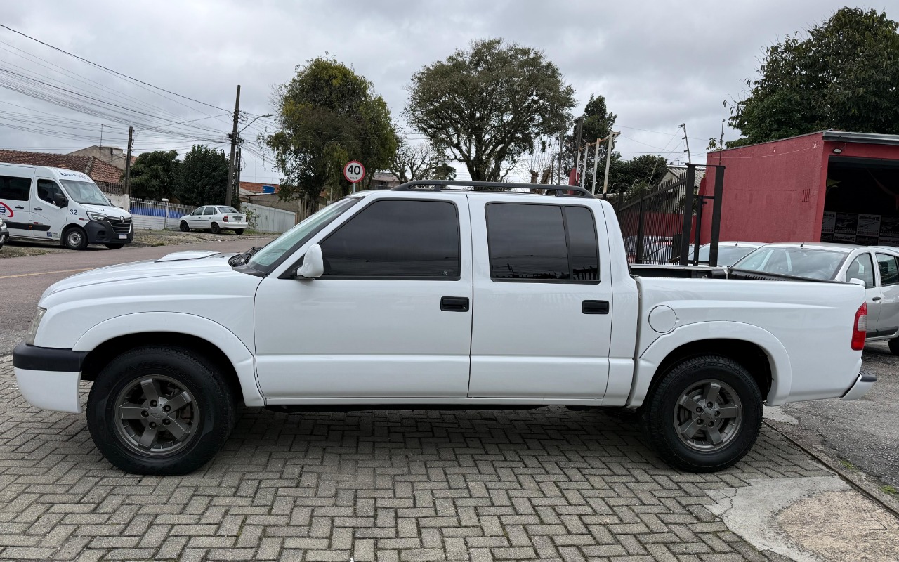 imagem-https://www.socarrao.com.br/sc-vehicle-images-prod/2990915/1785599748193-V2hhdHNBcHAgSW1hZ2UgMjAyNi0wNy0zMSBhdCAwOS41My4zNiAoMSkuanBlZw.jpeg