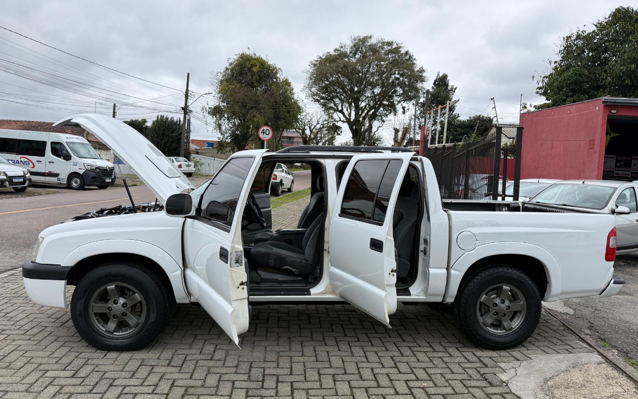 imagem-https://www.socarrao.com.br/sc-vehicle-images-prod/2990915/1785599748634-V2hhdHNBcHAgSW1hZ2UgMjAyNi0wNy0zMSBhdCAwOS41My4zOS5qcGVn.jpeg