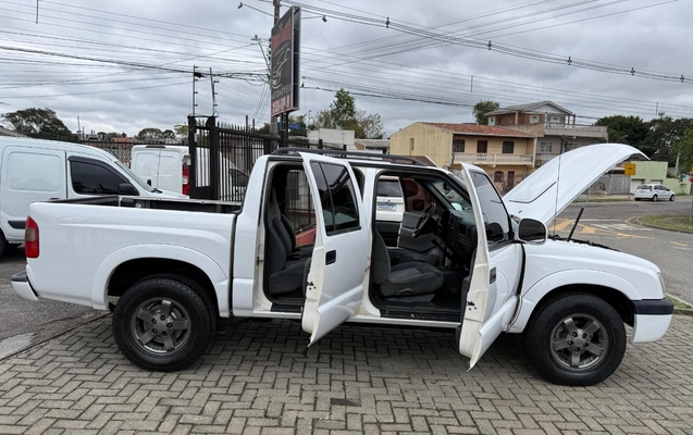 imagem-https://www.socarrao.com.br/sc-vehicle-images-prod/2990915/1785599748741-V2hhdHNBcHAgSW1hZ2UgMjAyNi0wNy0zMSBhdCAwOS41My4zOCAoNCkuanBlZw.jpeg