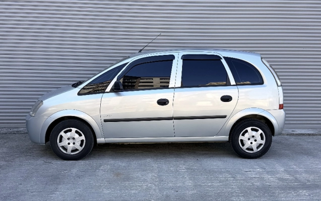 imagem-https://www.socarrao.com.br/sc-vehicle-images-prod/2990993/1787167001677-app-photos-OLbvninkUmTO5PyunMTOo4e8fsauf2FJ.jpg