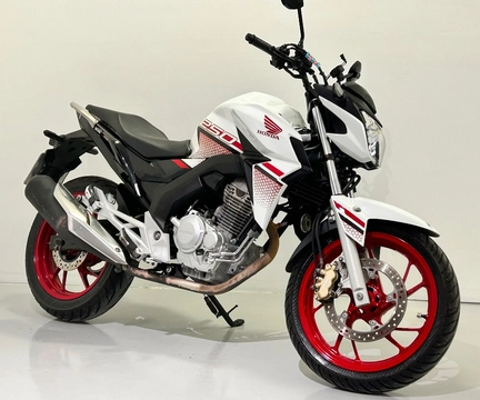 Honda CB 250 TWISTER/FLEXONE 2022 Branco — foto 1 de 3
