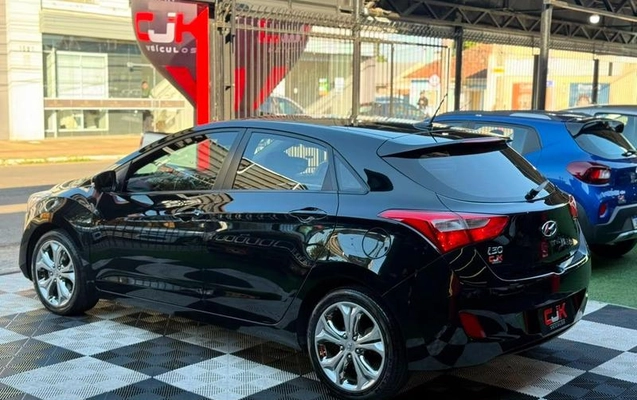 imagem-https://www.socarrao.com.br/sc-vehicle-images-prod/2991018/1788961085914-8340254_8_B_571e258ae9.jpeg