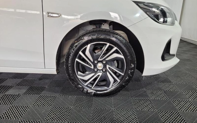imagem-https://www.socarrao.com.br/sc-vehicle-images-prod/2991031/1788370069900-8340267_6_B_1b00a4ed61.jpeg