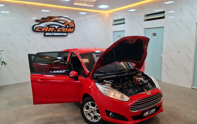 imagem-https://www.socarrao.com.br/sc-vehicle-images-prod/2991038/1785789343234-MTQuanBn.jpg
