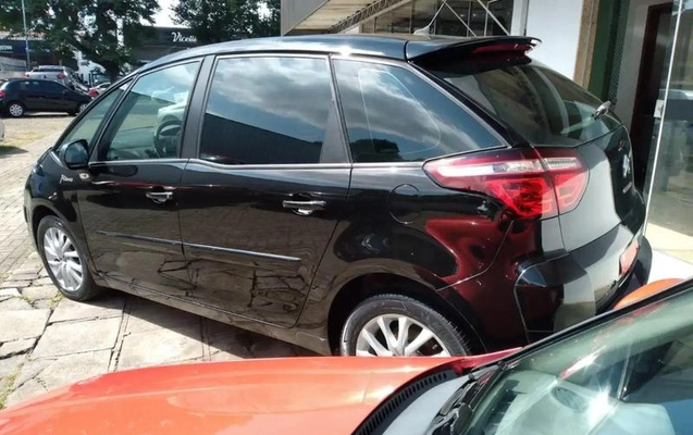 imagem-https://www.socarrao.com.br/sc-vehicle-images-prod/2991044/1788446773568-8333319_6_B_84952aa970.jpeg