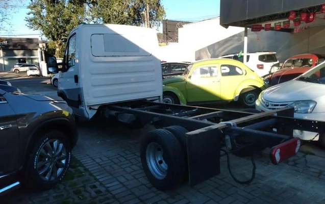 imagem-https://www.socarrao.com.br/sc-vehicle-images-prod/2991053/1787770565041-8323084_2_B_54e18e2e7c.jpeg