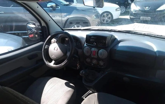 imagem-https://www.socarrao.com.br/sc-vehicle-images-prod/2991057/1787770582127-8321118_1_B_831e8e2adf.jpeg