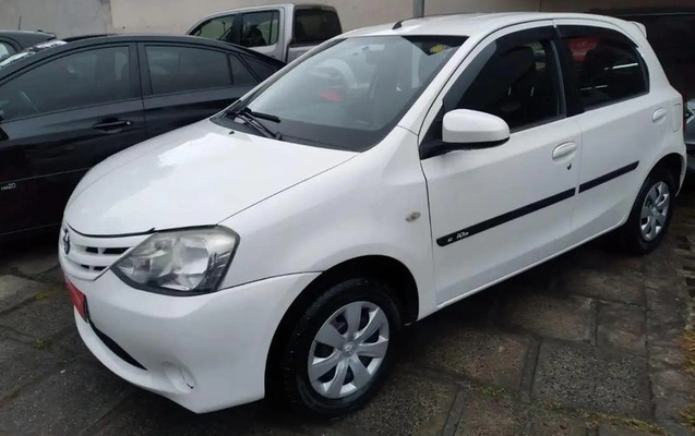 imagem-https://www.socarrao.com.br/sc-vehicle-images-prod/2991058/1787770620767-8322290_6_B_5cfe9c0da7.jpeg