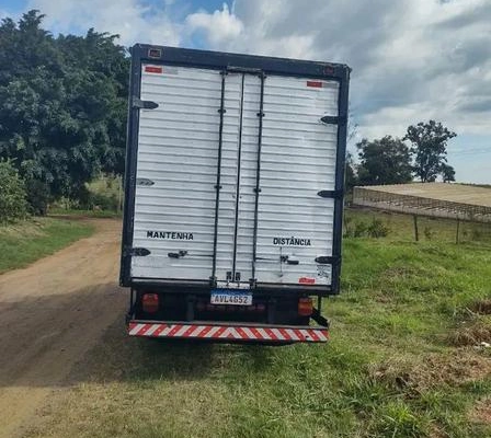 imagem-https://www.socarrao.com.br/sc-vehicle-images-prod/2991059/1787770648006-8330381_4_B_339b6908a3.jpeg