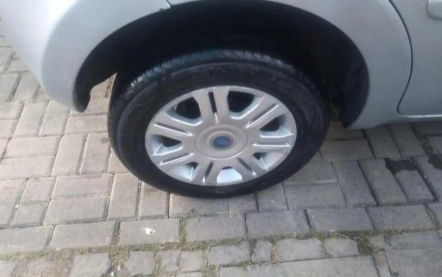 imagem-https://www.socarrao.com.br/sc-vehicle-images-prod/2991063/1787770717302-8322253_3_B_61233086f5.jpeg