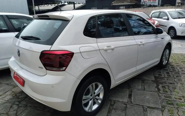 imagem-https://www.socarrao.com.br/sc-vehicle-images-prod/2991068/1789059965808-8319658_4_B_2053836b7d.jpeg
