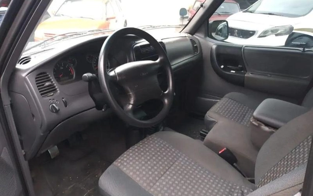 imagem-https://www.socarrao.com.br/sc-vehicle-images-prod/2991069/1788264855511-8321093_9_B_56e12f7ec2.jpeg