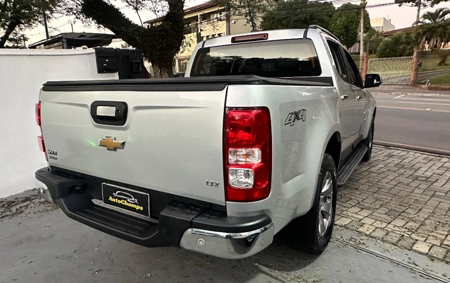 imagem-https://www.socarrao.com.br/sc-vehicle-images-prod/2991091/1789150998500-gb-60b8bad.jpeg