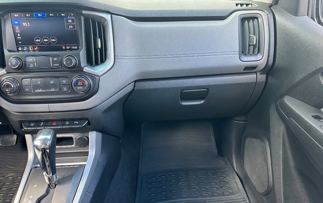imagem-https://www.socarrao.com.br/sc-vehicle-images-prod/2991091/1789150998506-gb-9d240bc.jpeg