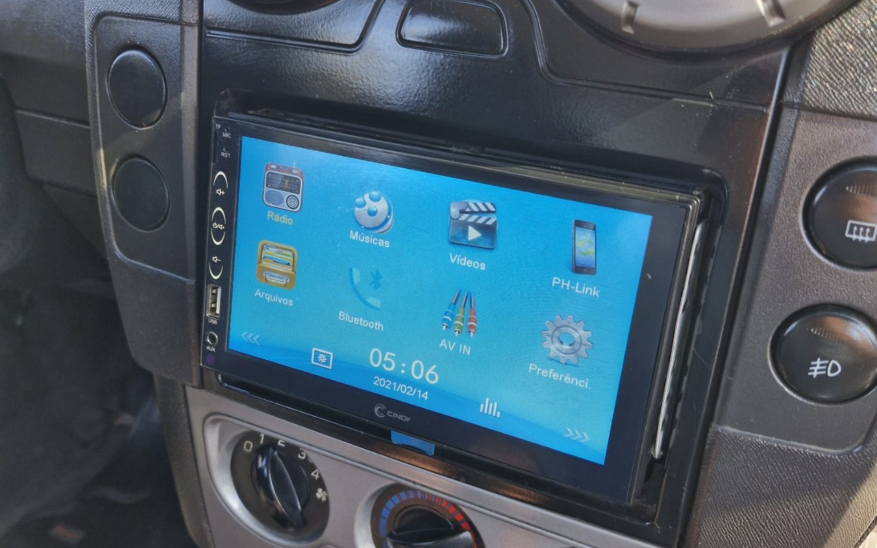 imagem-https://www.socarrao.com.br/sc-vehicle-images-prod/2991102/1785602926358-MTcuanBlZw.jpeg
