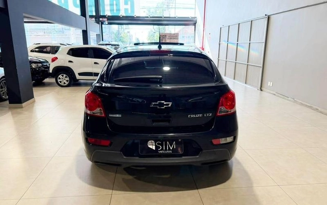 imagem-https://www.socarrao.com.br/sc-vehicle-images-prod/2991124/1787224305996-8336954_6_B_e1ba0609fd.jpeg
