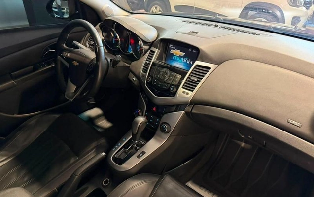 imagem-https://www.socarrao.com.br/sc-vehicle-images-prod/2991124/1787224306004-8336954_2_B_4eebeb4be9.jpeg