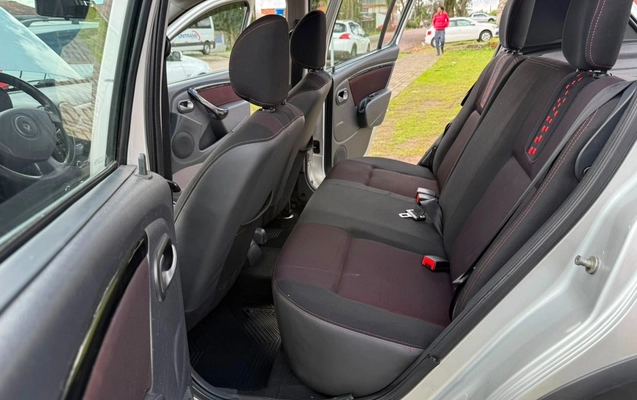 imagem-https://www.socarrao.com.br/sc-vehicle-images-prod/2991126/1785603598783-V2hhdHNBcHAgSW1hZ2UgMjAyNi0wNy0yMyBhdCAxMy4xOC41OCAoMykuanBlZw.jpeg