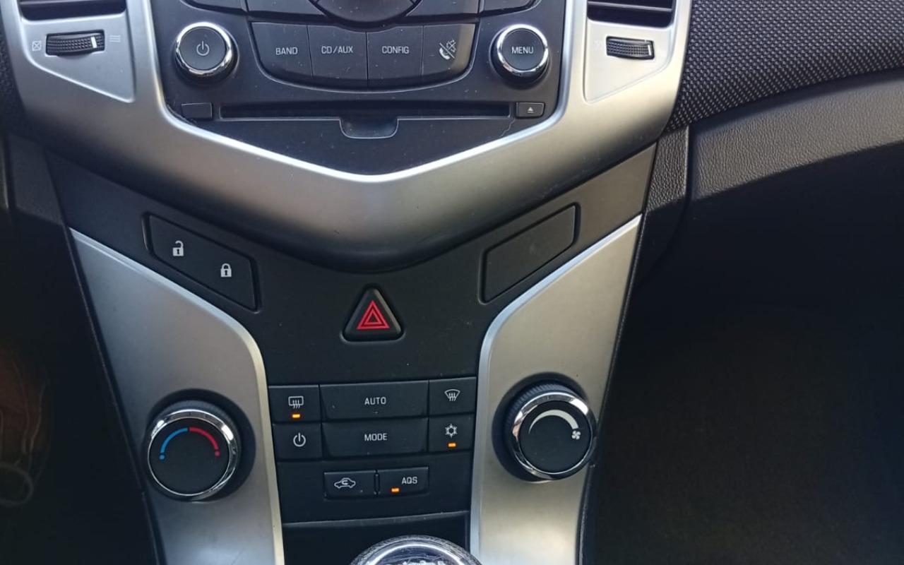 imagem-https://www.socarrao.com.br/sc-vehicle-images-prod/2991207/1786729751176-V2hhdHNBcHAgSW1hZ2UgMjAyNi0wOC0wMSBhdCAxMi41MS4zMyAoMSkuanBlZw.jpeg